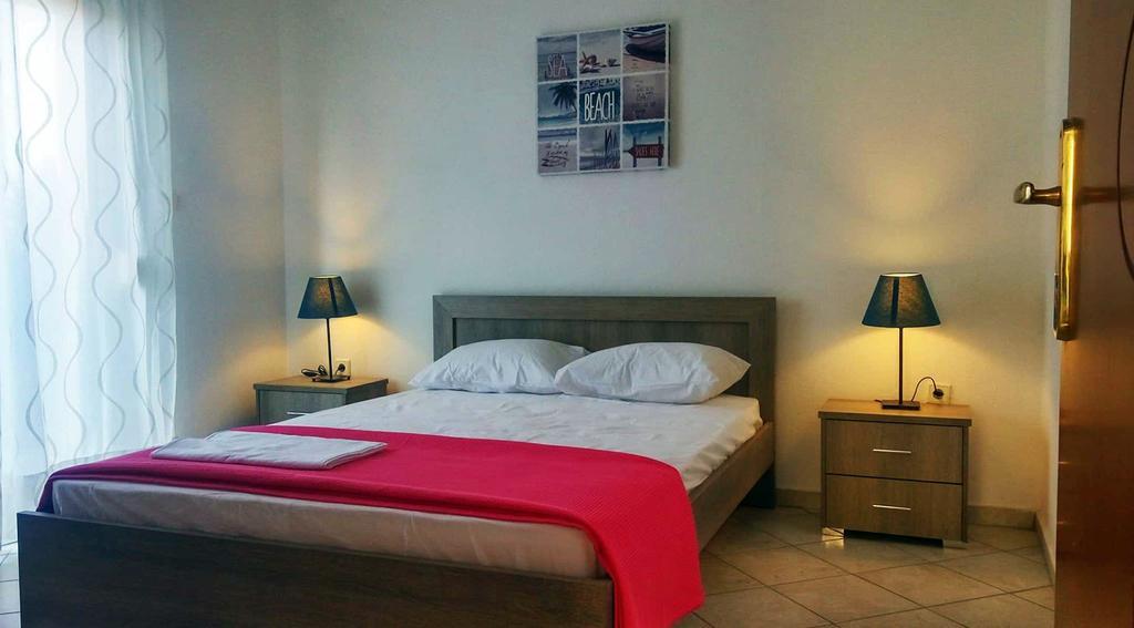 Roses Rt Apartments Skioni I Nea Skioni Ngoại thất bức ảnh