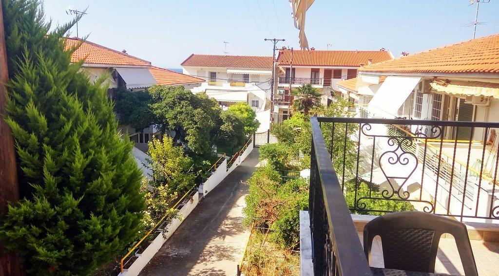 Roses Rt Apartments Skioni I Nea Skioni Ngoại thất bức ảnh